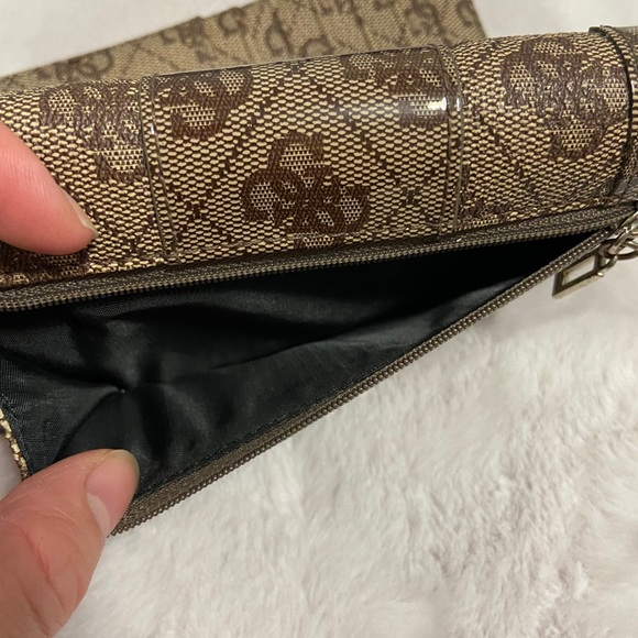 Guess wallet - Picture 8 of 10